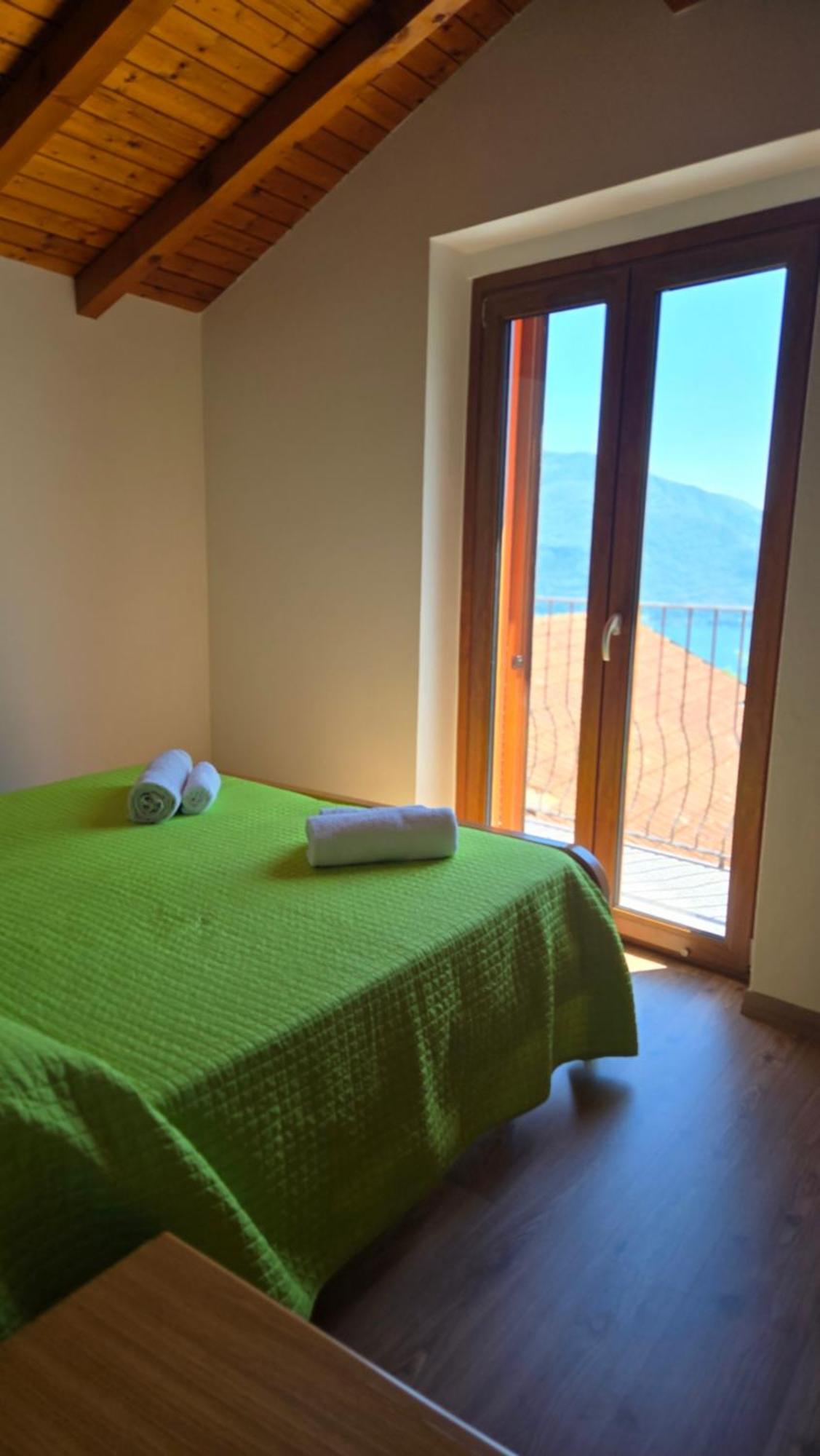 Agriturismo Runchee Vercana Zewnętrze zdjęcie