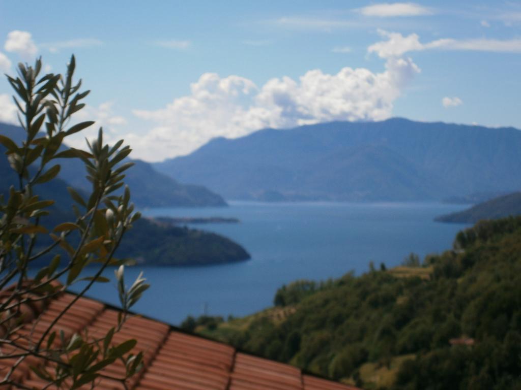 Agriturismo Runchee Vercana Zewnętrze zdjęcie