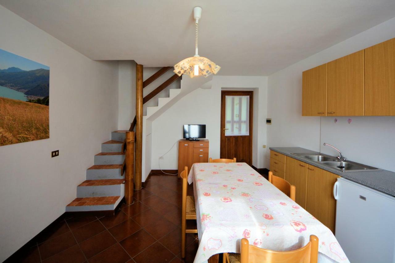 Agriturismo Runchee Vercana Zewnętrze zdjęcie