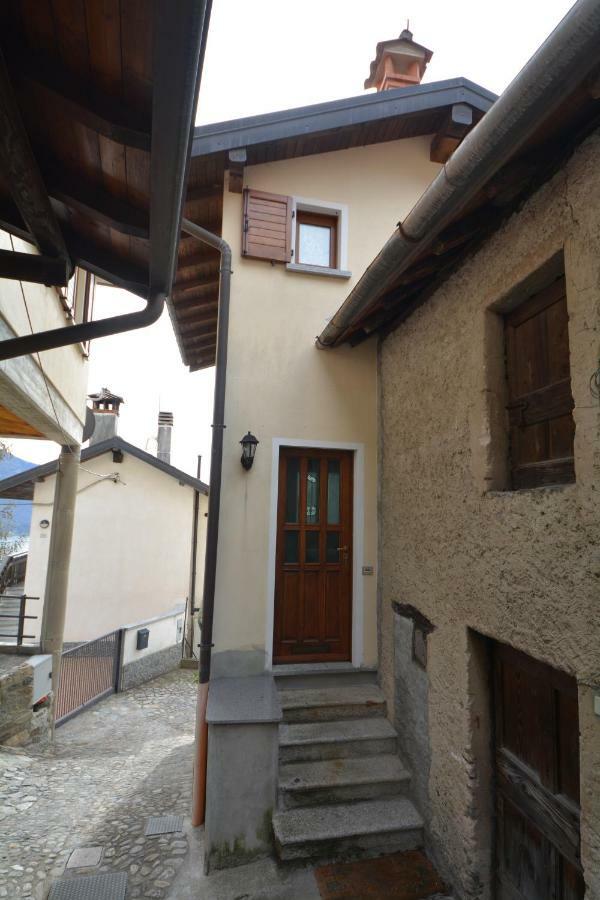 Agriturismo Runchee Vercana Zewnętrze zdjęcie